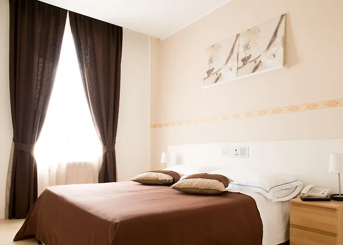 Hotel Indipendenza *