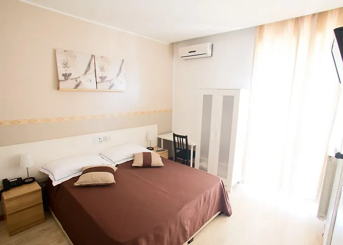 Indipendenza Hotel *