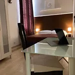 إنديبيندينزا فندق روما