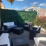 فندق إنديبيندينزا *