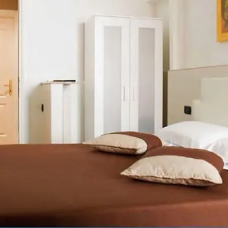 Hotel Indipendenza *