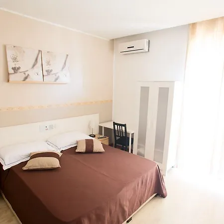 Indipendenza Hotel *