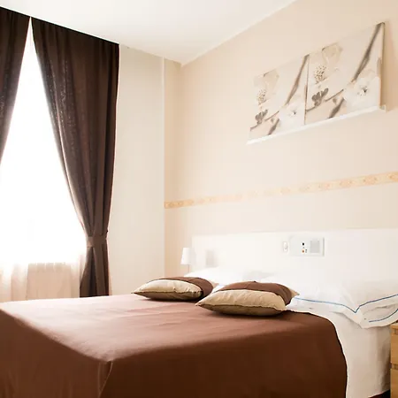 Hotel Indipendenza *