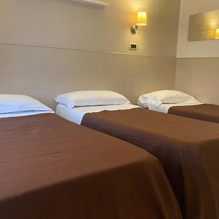 Hotel Indipendenza *