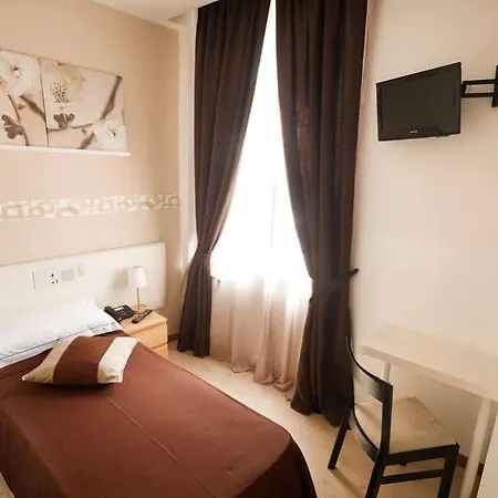 Indipendenza Hotel *
